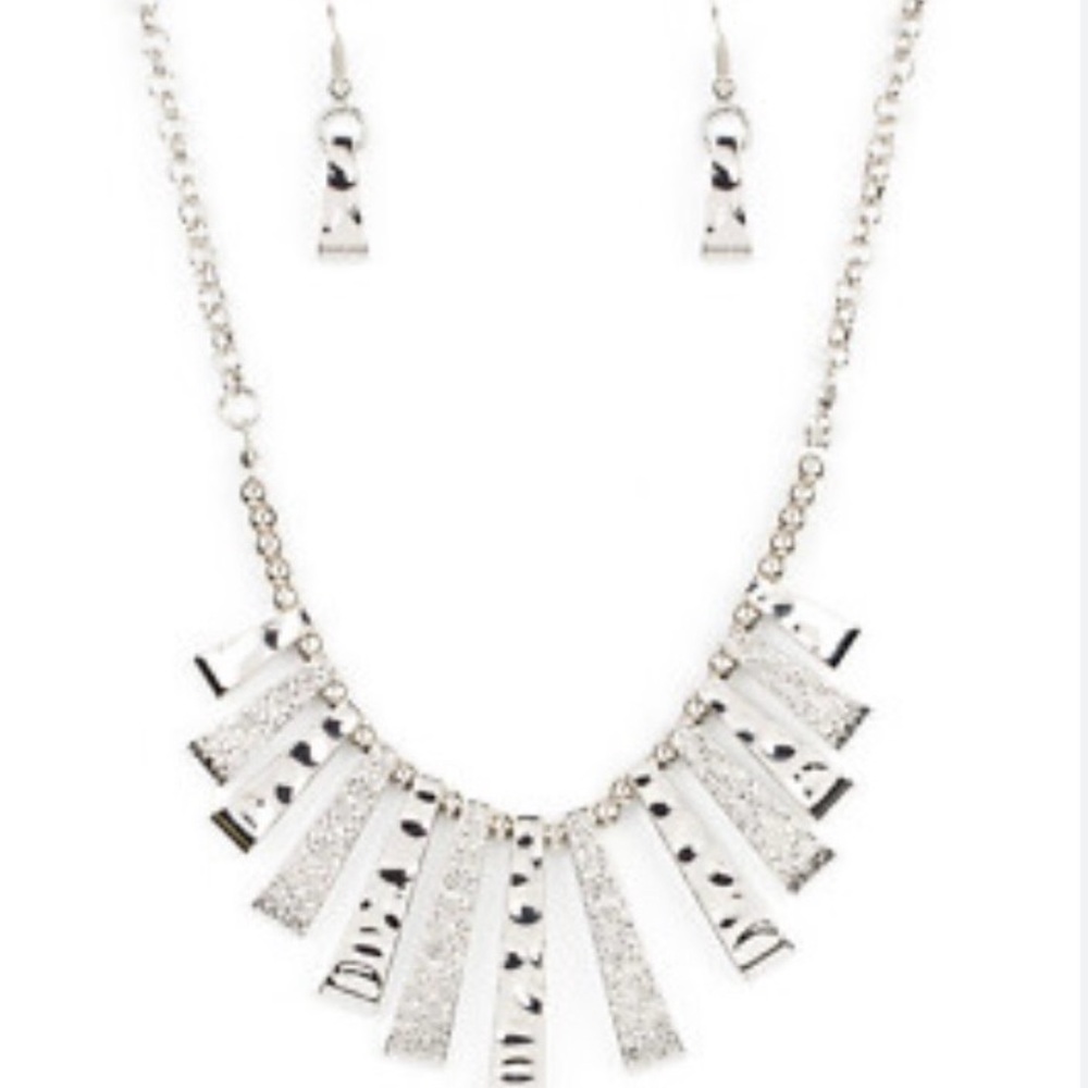 paparazzi Silver Multi-Panel Statement Necklace & Earring Set